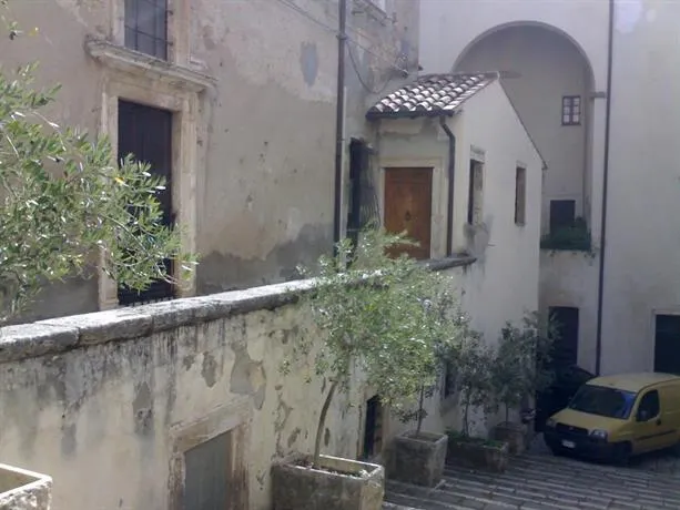 Casa "La Fortezza" - Image 1