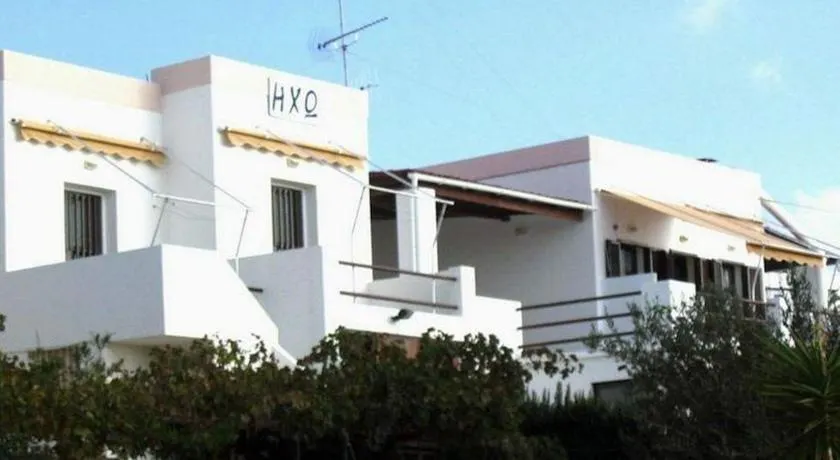 Echo - Image 1