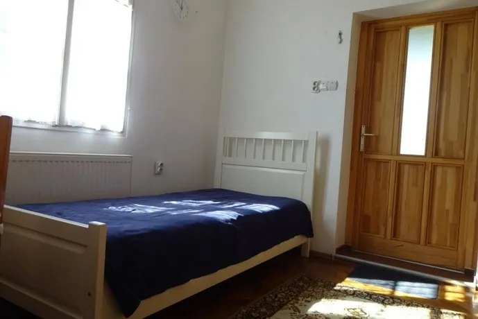 Petzval Apartment - Image 1