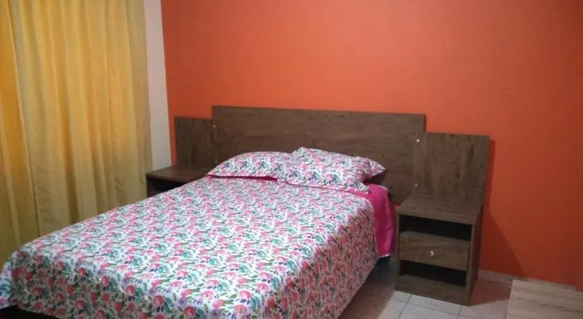 Hostal Las Begonias - Image 1