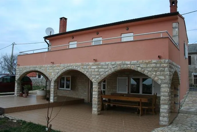 Holiday House Adrian - Image 1