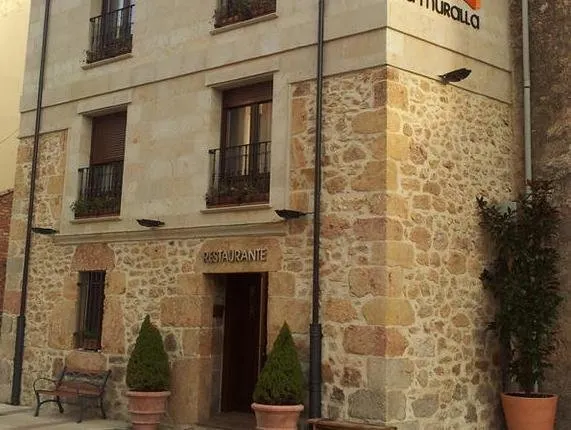 La Muralla Hostal Restaurant Rural - Image 1