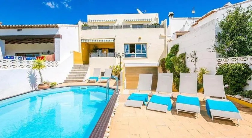 Costa Blanca Private Pool Full Aircon Sleeps 12 - Image 1