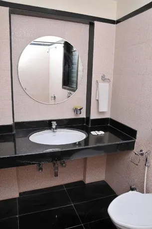 Hotel Goradia Shirdi - Image 1