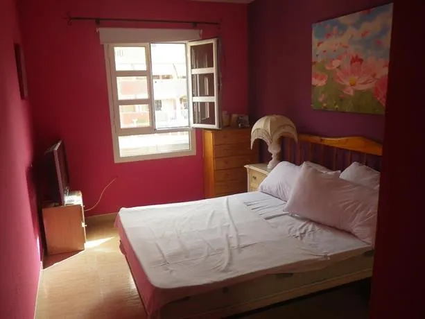 HABITACIONES TENERIFE - Image 1