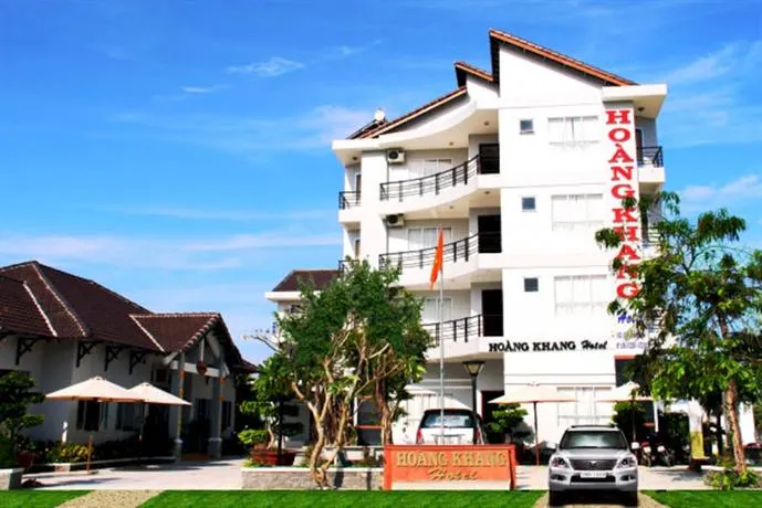 Quyet Thang Hotel & Beach - Image 1