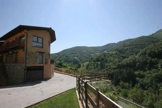 Los Chalets de Bores - Image 1