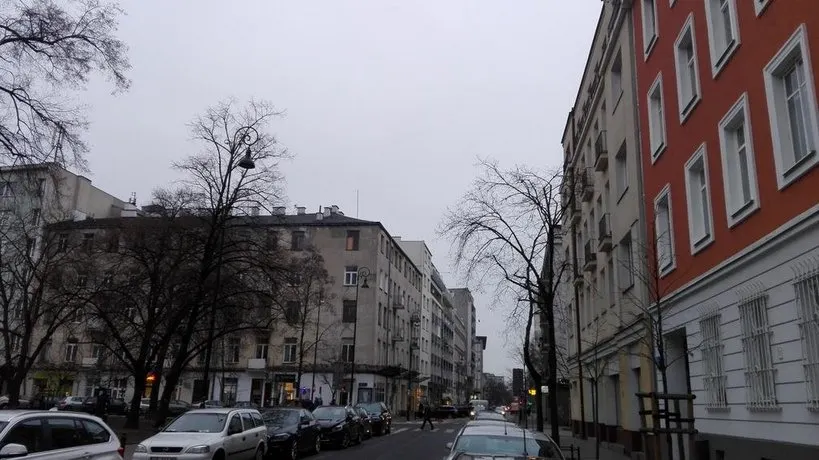 Klimatyczna kawalerka w centrum Warszawy - Image 1