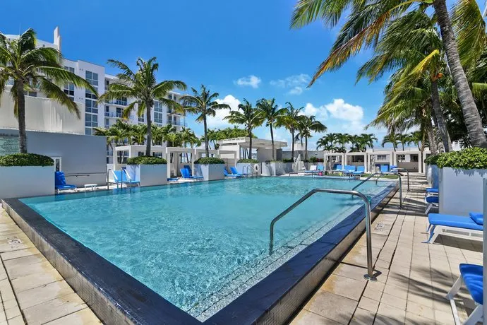 Lux Two BR Suite at W Fort Lauderdale - Image 1