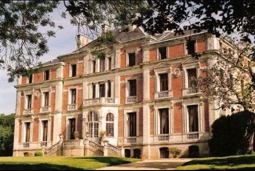Palais Briau - Image 1