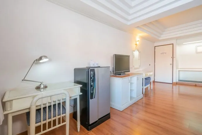 Mike Hotel - Image 1