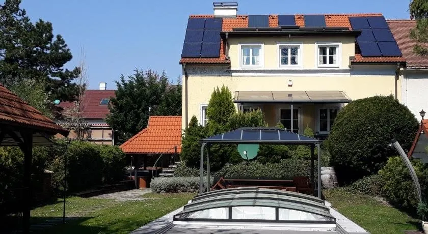 Bed & Pool - Image 1
