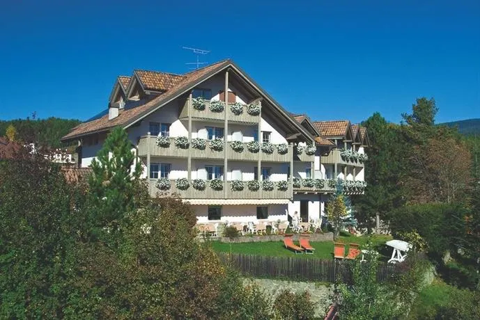 Hotel Dolomitenblick - Image 1