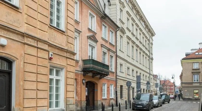 ValdiArt Suites Old Town - Image 1