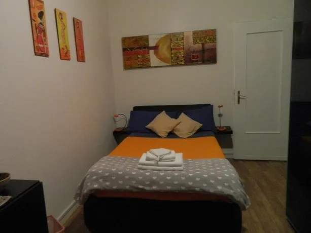 Beauty House - Image 1