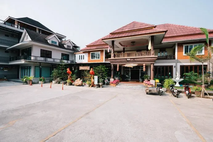 Suan Magmai Resort - Image 1