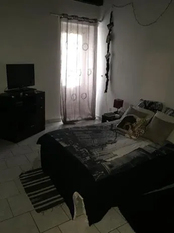 Studio Haute Ville - Image 1