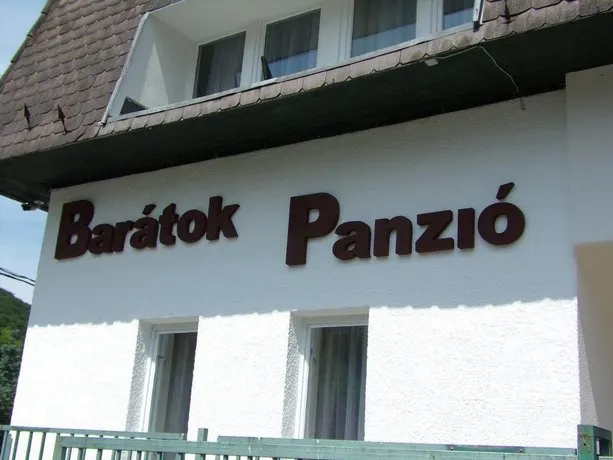 Barátok Panzió - Image 1