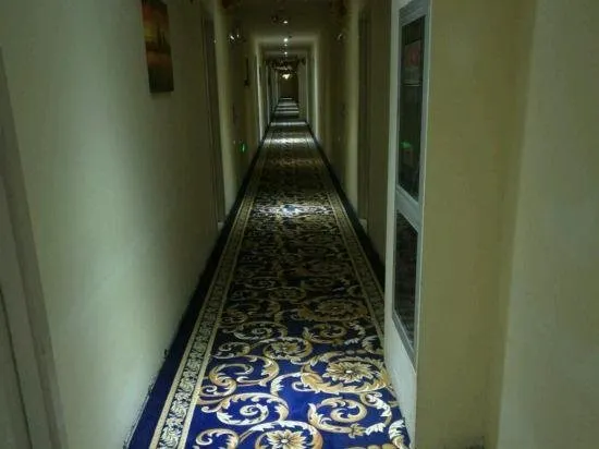 Changfu Express Hotel - Image 1