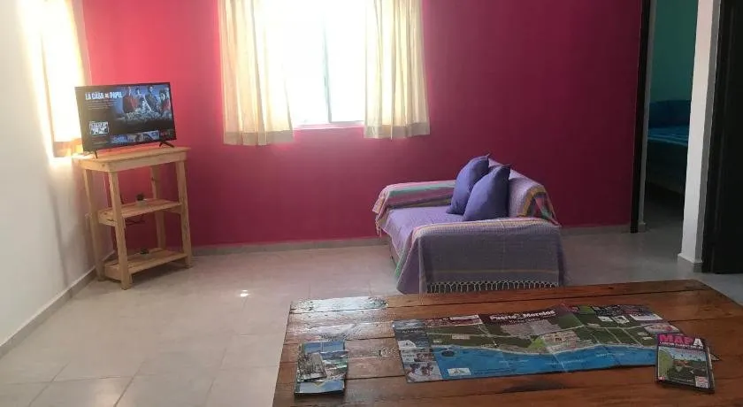 Cozy mex house well linked to the beach. A/C, Netflix and WiFi - Image 1