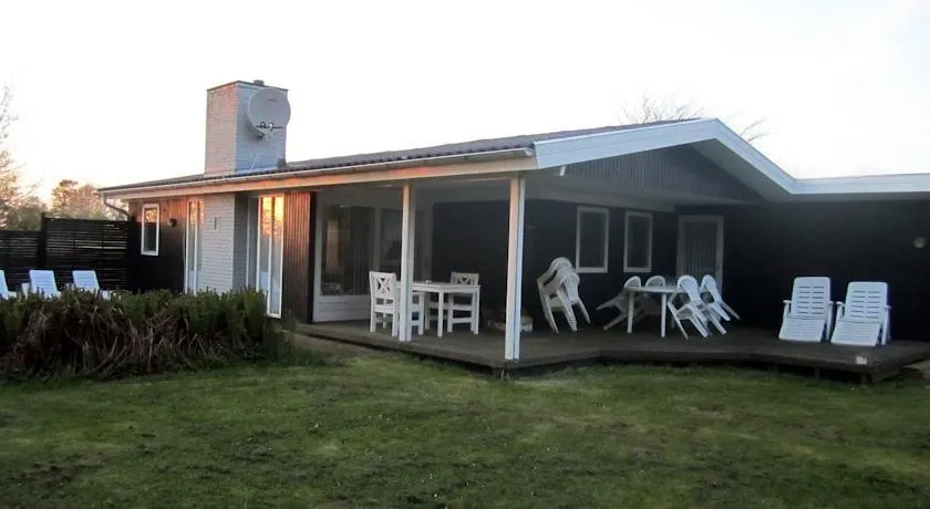 Holiday House Frederikshavn 998 - Image 1