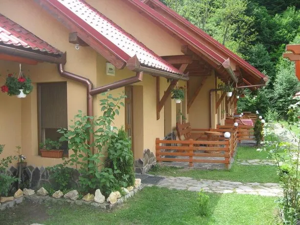 Patakmenti Panzió Spa - Image 1