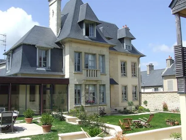 La Colline - Image 1