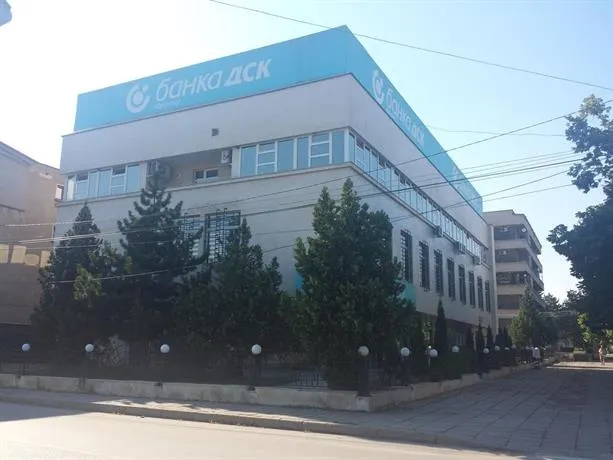 Hotel City - Image 1