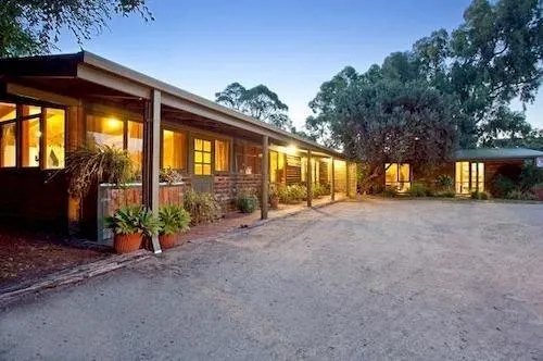 Bayplay Beach Accommodation - Image 1