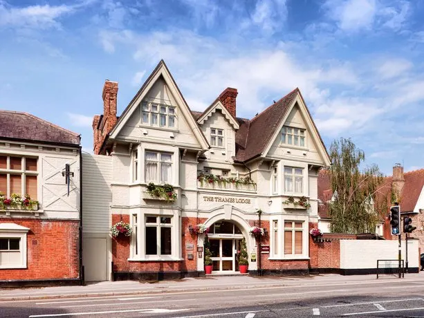 Mercure London Staines-upon-Thames - Image 1