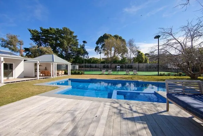 BEL Casa Luxury Mount Eliza Retreat - Image 1