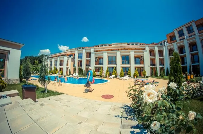 Sea Fort Club & Grand Resort - Image 1