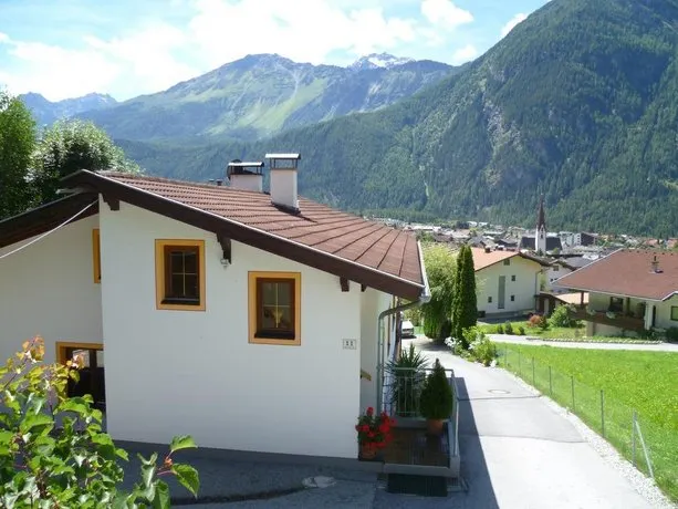 Haus Domenig - Image 1