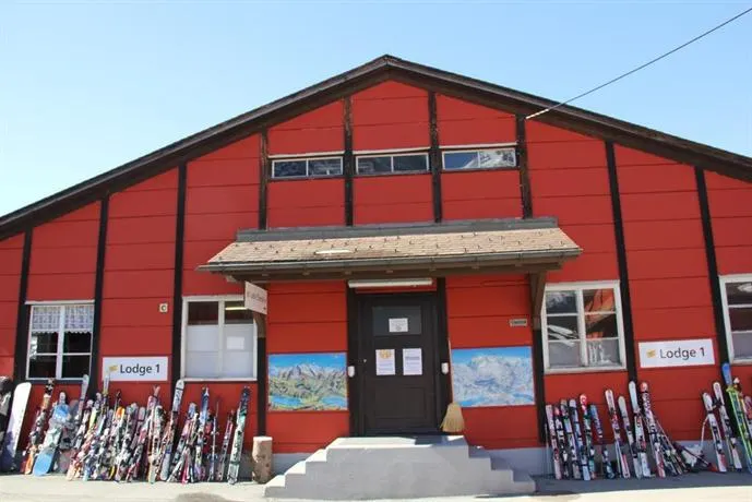 Downtown Lodge (Hostel) - Image 1