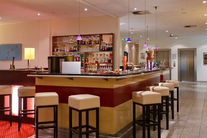 AZIMUT Hotel City South Berlin - Image 1
