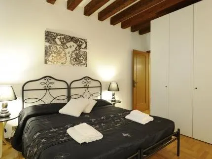 Apartment San Moise - Image 1