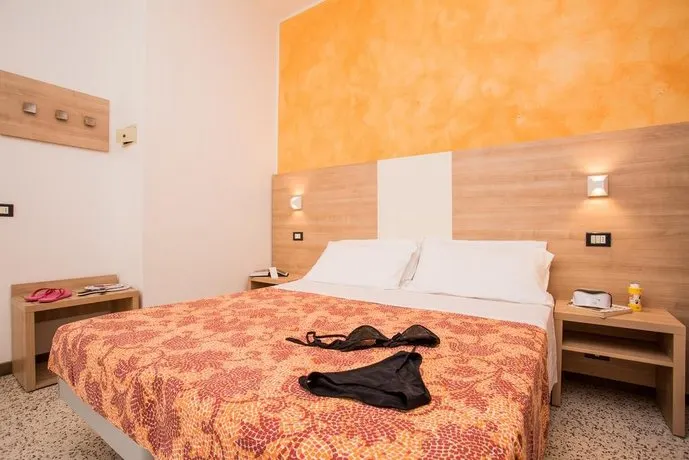 Hotel Romantico - Image 1