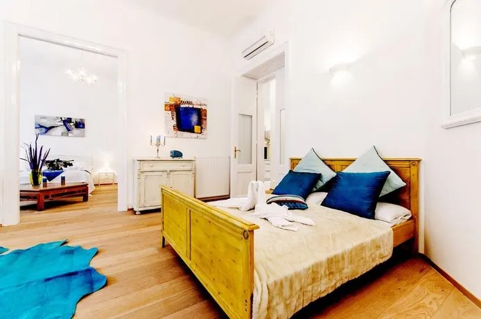 City Point Residence - Image 1