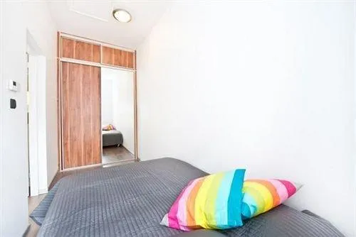 Nowoczesny Apartament w Centrum Gdanska - Image 1