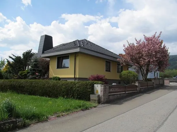 Privatzimmer Kummer - Image 1