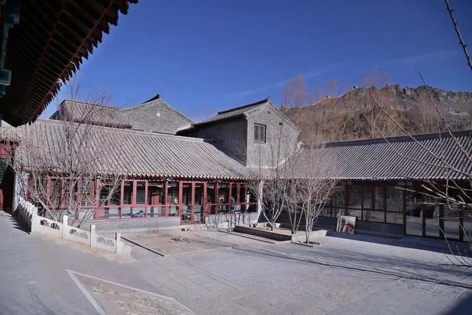 Gubei Water Town  Imperial Springs Hotel - Image 1
