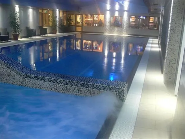 London Beach Country Hotel Golf Club & Spa - Image 1