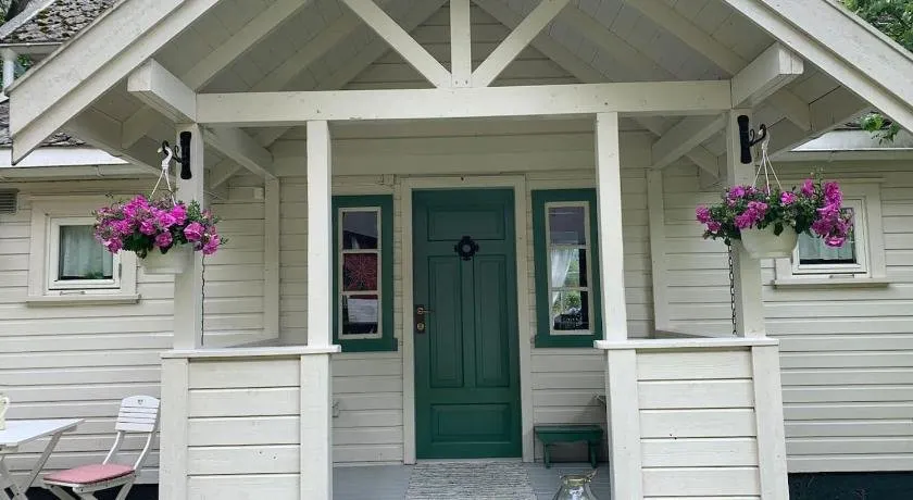 Aobrio Holidayhouse, authentic norwegian farmhouse close to Flåm - Image 1