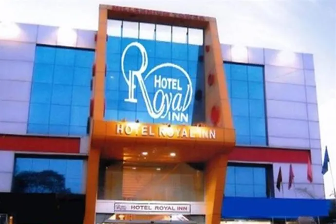 Hotel Royal Inn - Image 1