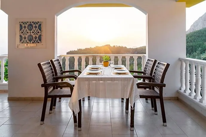 APA Boutique Hotel - Image 1