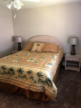 Beach Road Villas - Image 1