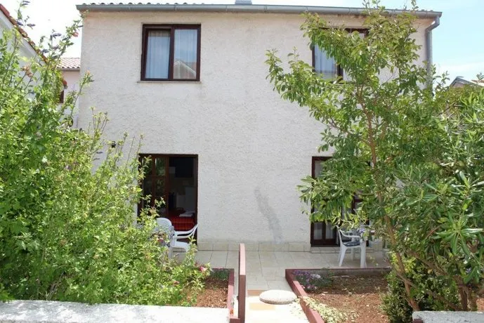 Apartments Barbara Veruda Porat - Image 1
