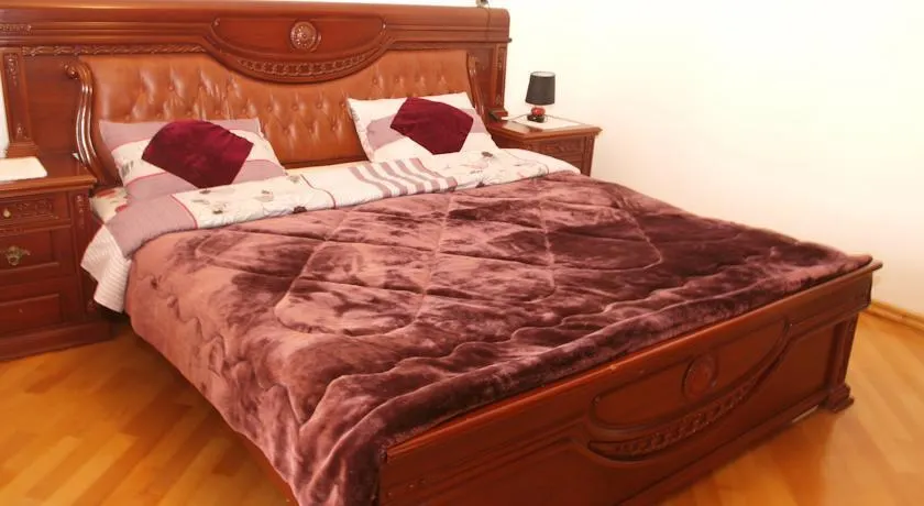 Hotel King Tamari - Image 1
