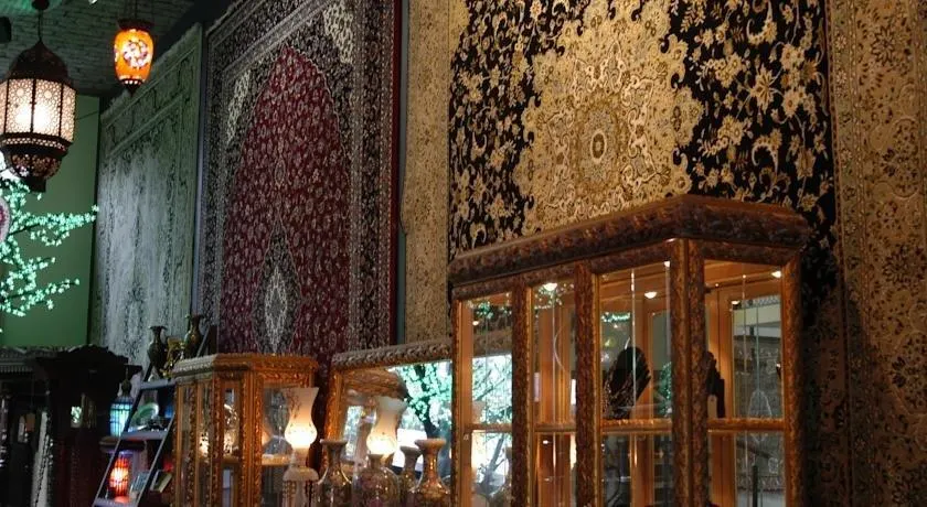 Hotel Bazar - Image 1