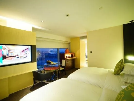 Fortune Bond Hotel - Image 1